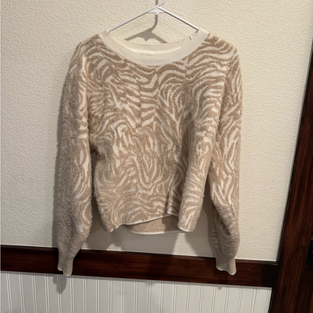 Pilcro Cream and Tan Patterned Sweater